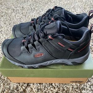 Keen Steens WP Mens 10.5